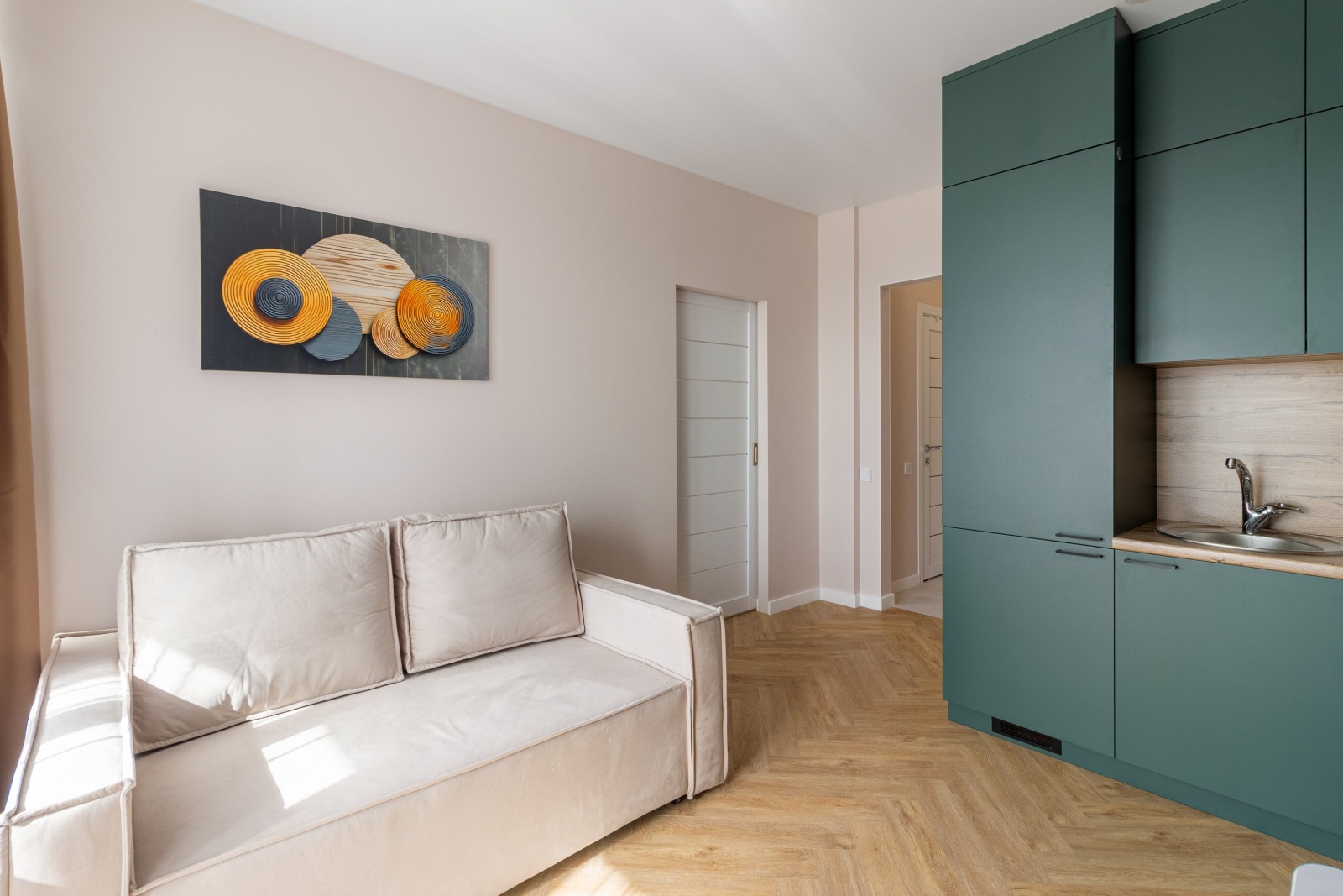 Апартаменты на Мельникайте 2