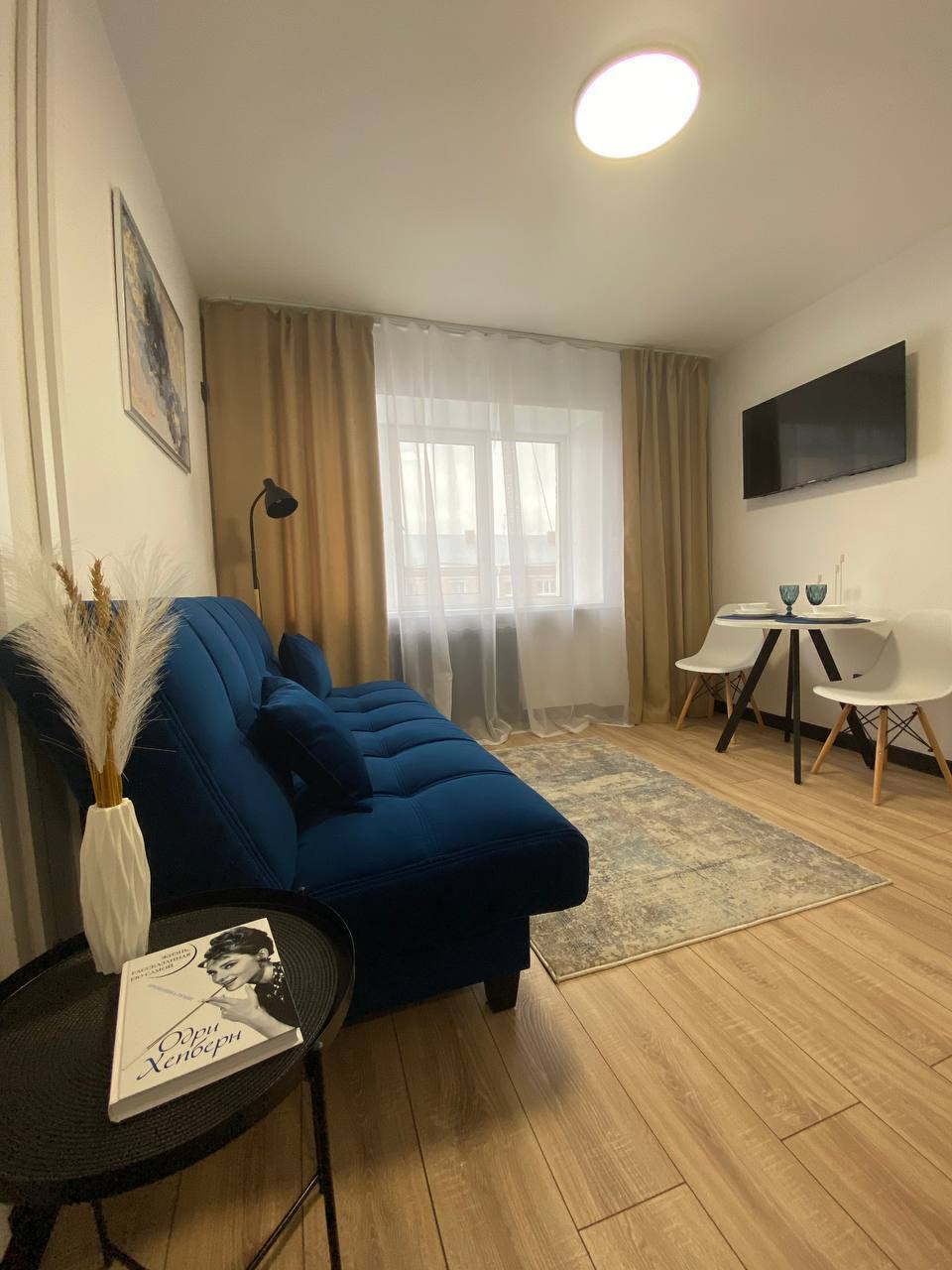 1комн.кв. студия ул.Мельникайте,83 кв.255 (2 подъезд, 5 этаж)