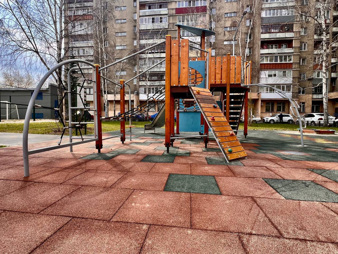   Уютная трехкомнатная в центре, ТРЦ Гудвин