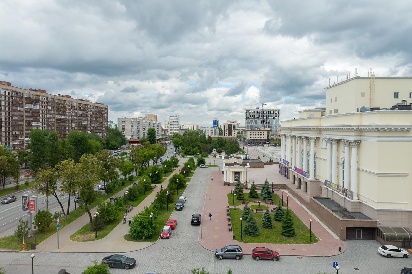 Уютные апартаменты рядом с Драмтеатром и красивым видом на площадь