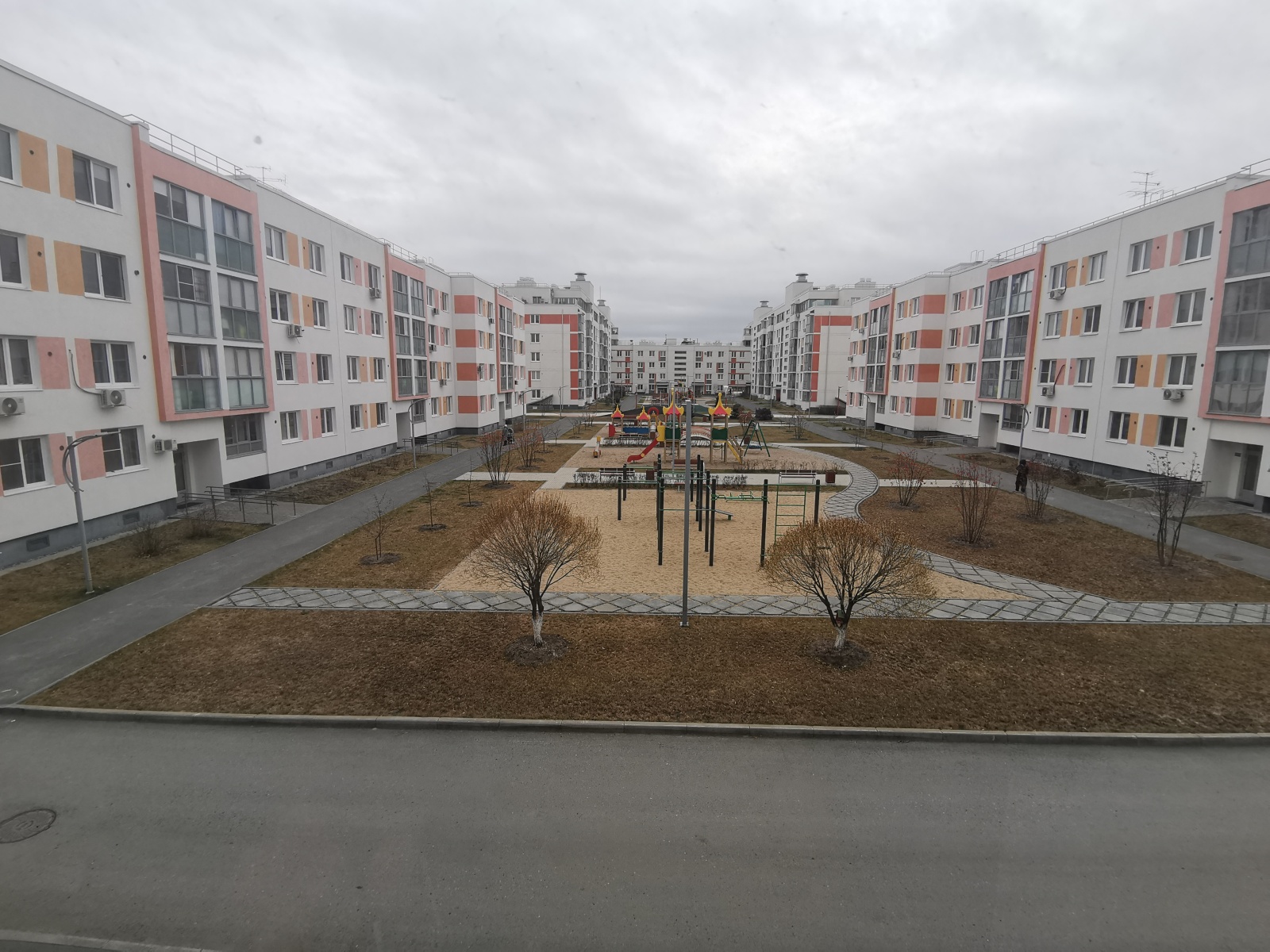 Однокомнатная квартира район ТЦ Кристалл