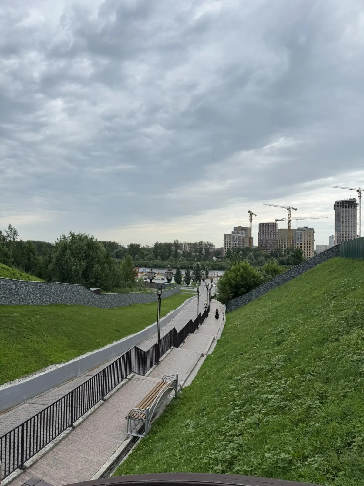 Квартира Рядом с Набережной Тюмени