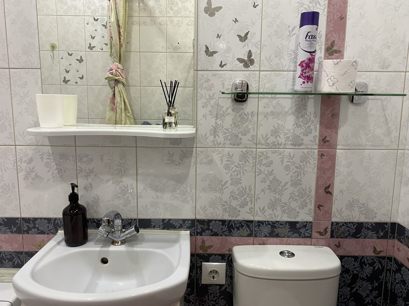 Студия на Сидора Путилова 45